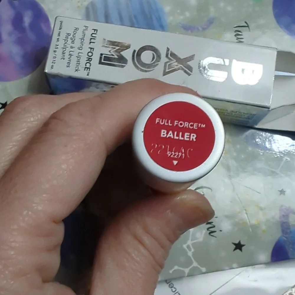 Buxom Full Force Red Plumping Lipstick in Shade Baller NEW